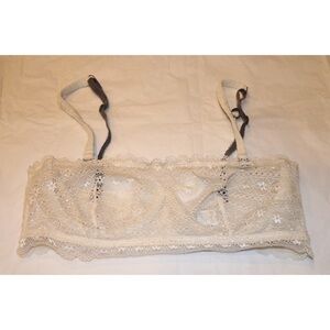 Pout Victoria’s Secret Lace Bralette Bra